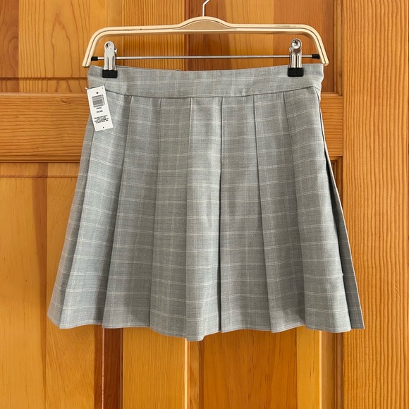 Aritzia Sunday Best Olive Gray Plaid Pleated Mini Skirt - Picture 1 of 5